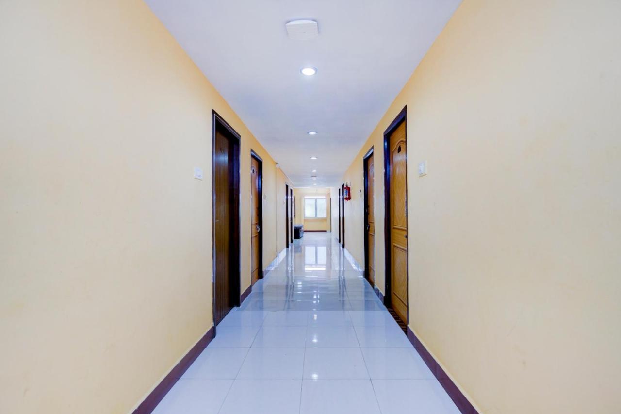 מלון צ'נאי Oyo Flagship Amutha Residency מראה חיצוני תמונה