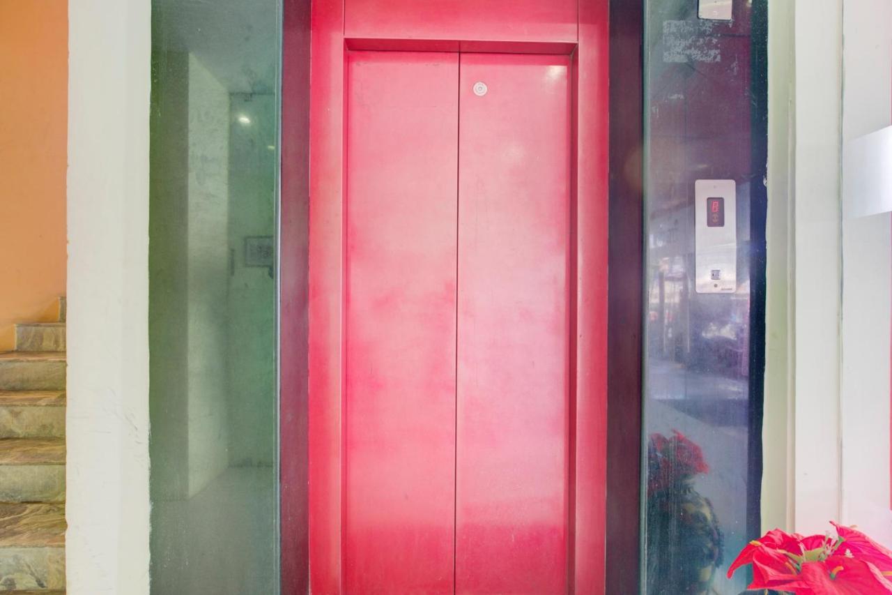 מלון צ'נאי Oyo Flagship Amutha Residency מראה חיצוני תמונה