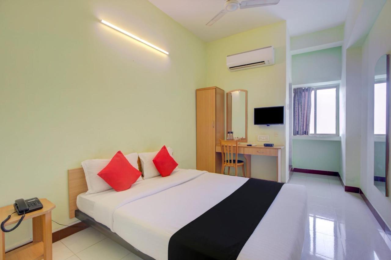 מלון צ'נאי Oyo Flagship Amutha Residency מראה חיצוני תמונה